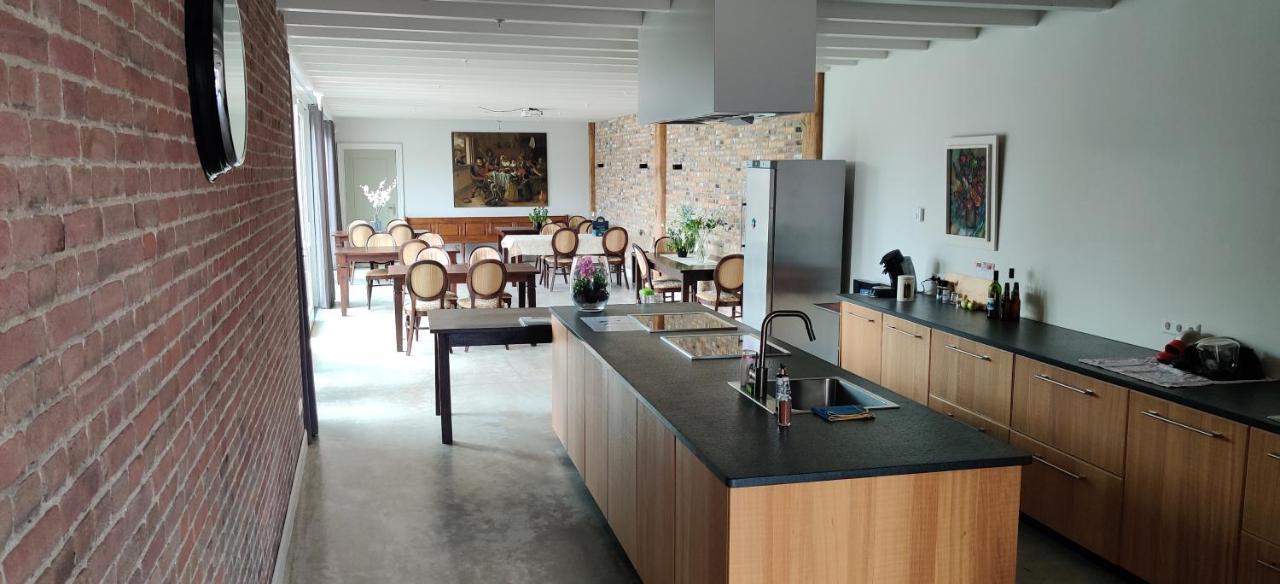 B&B Groepsaccommodatie De Pastorie Lage Mierde Exteriér fotografie